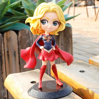 Disney Yeni Supergirl Sevimli büyük gözler Aksiyon şekilli kalıp Anime Mini Dekorasyon PVC Koleksiyonu Heykelcik Oyuncak modeli kız hediye için