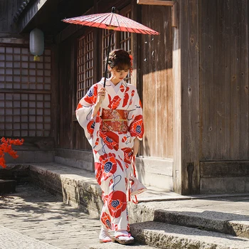 Kadın Japon Kimono Kırmızı Çiçek Baskılar Uzun Kollu Japonya Tarzı Yukata Cosplay Elbise Sahne Performansı Giyim