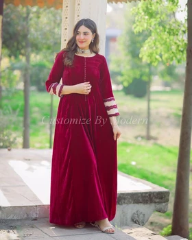 Kırmızı Kadife Uzun Kollu balo kıyafetleri O-Boyun Aplikler Kat Uzunluk Suudi Arapça Kadınlar Abiye giyim Örgün Parti