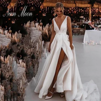 Mizaç Derin V Yaka A-line düğün elbisesi Kolsuz Bölünmüş Yan Gelin Kıyafeti Aç Geri Sweep Tren Vestidos De Novia
