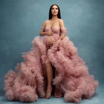 Pembe Tül Annelik Fotoğrafçılık Elbiseler Ruffles Kapalı Omuz Boho gelin kıyafeti Ön Bölünmüş Balo Elbise bebek Duşu