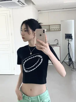 Retro Graffiti Baskı T Shirt Kadın kısa kollu tişört Vintage Y2k Kırpma Üstleri Grunge Estetik Tee Üstleri Kore Tarzı