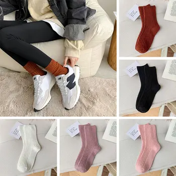 Sonbahar Kış Kaşmir Yün Kadın Çorap Katı Japon Tarzı Düz Renk Moda Uzun Çorap Kadın Kızlar Termal Vintage Çorap